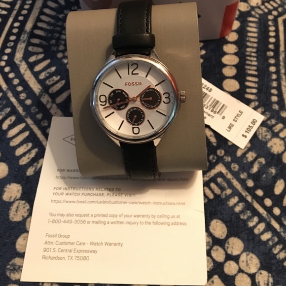 **FOSSIL WATCH!! - Picture 4 of 5